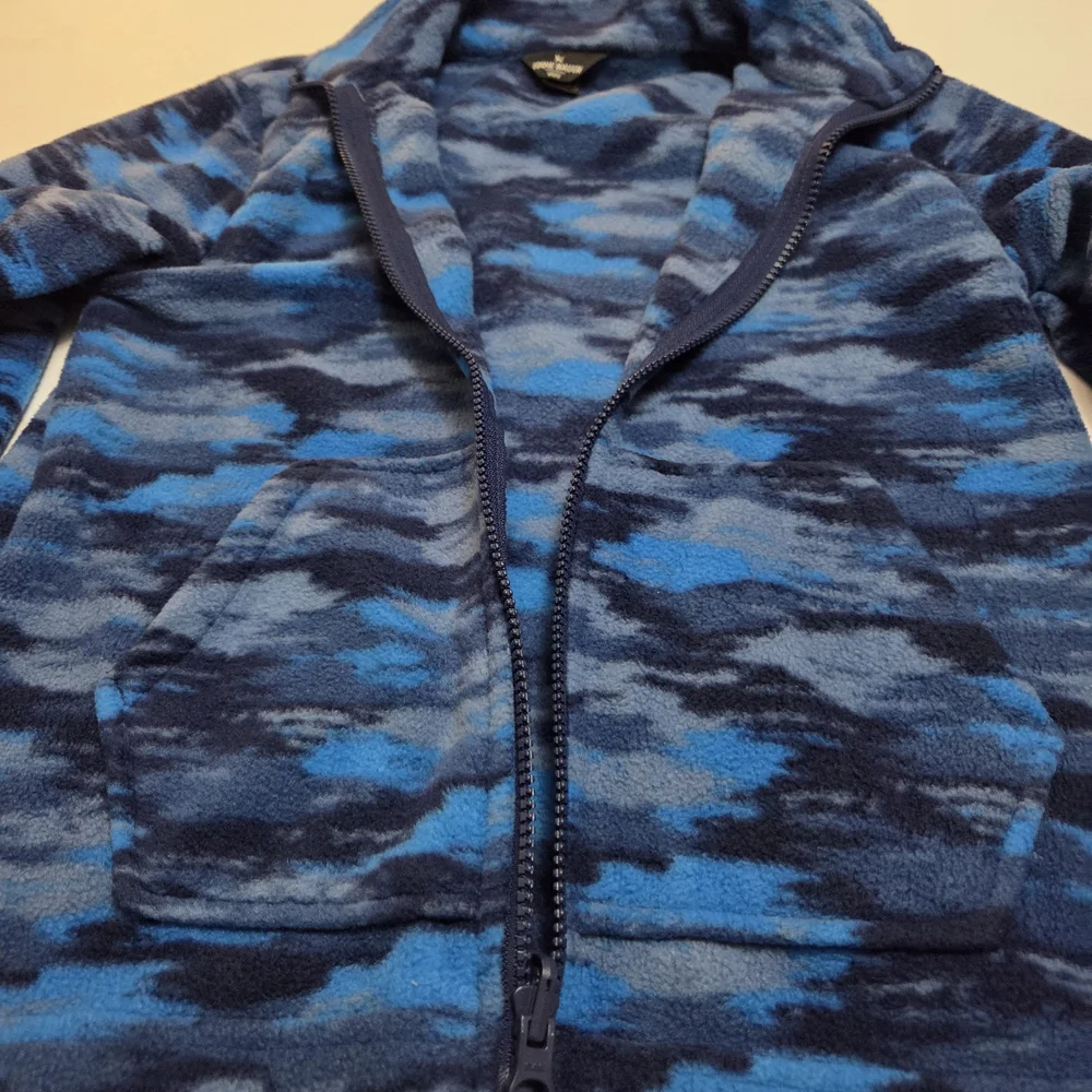Eddie Bauer Kids Blue Patterned Fleece Jacket EUC Size M 10/12